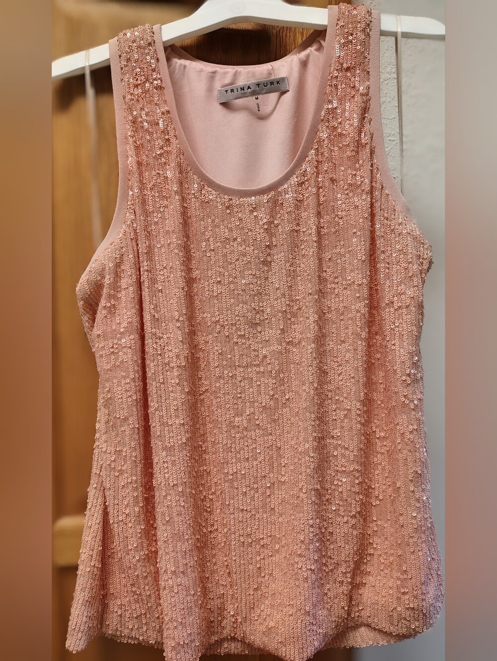 Trina Turk Peach Beaded Sequin Scoop Neck Tank. NWOT. Medium.